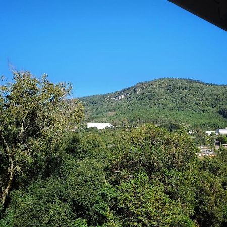 Suites Vale Das Montanhas 그라마도 외부 사진