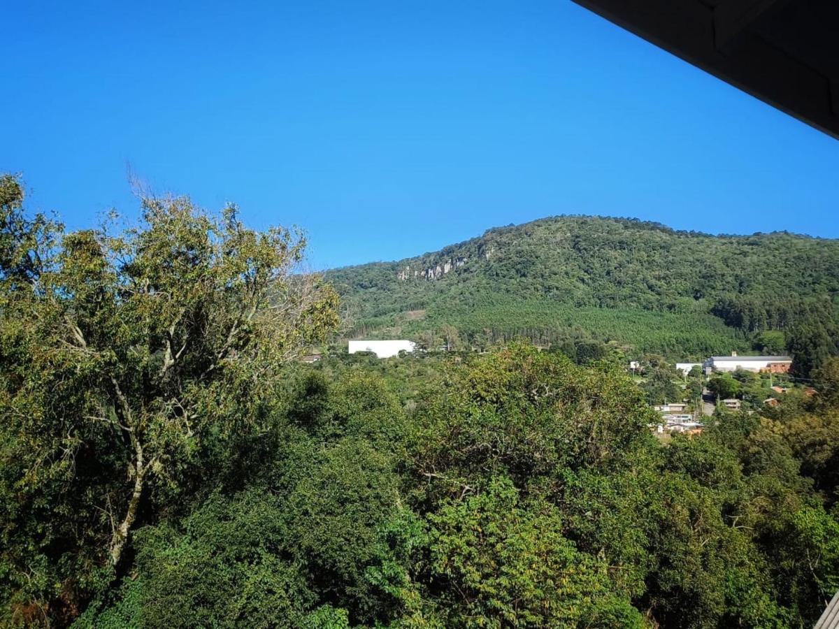 Suites Vale Das Montanhas 그라마도 외부 사진